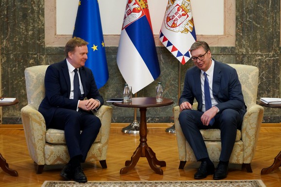 "SRBIJA OSTAJE ČVRSTO OPREDELJENA ZA DIJALOG" Vučić sa Sorensenom: "Jednostrane mere Prištine stvaraju ozbiljan pritisak na srpski narod" (FOTO)