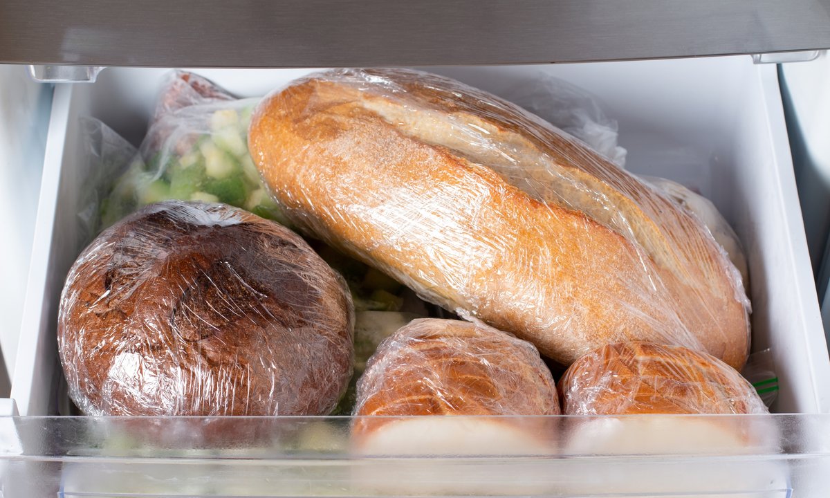 Dlaczego warto mrozić chleb? Rewolucyjne wyniki badań