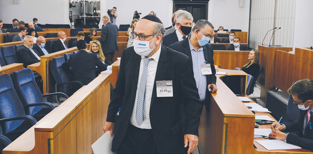 Senat chce poprawić piątkę dla zwierząt. Dłuższe vacatio legis, odszkodowania dla zamykanych branż