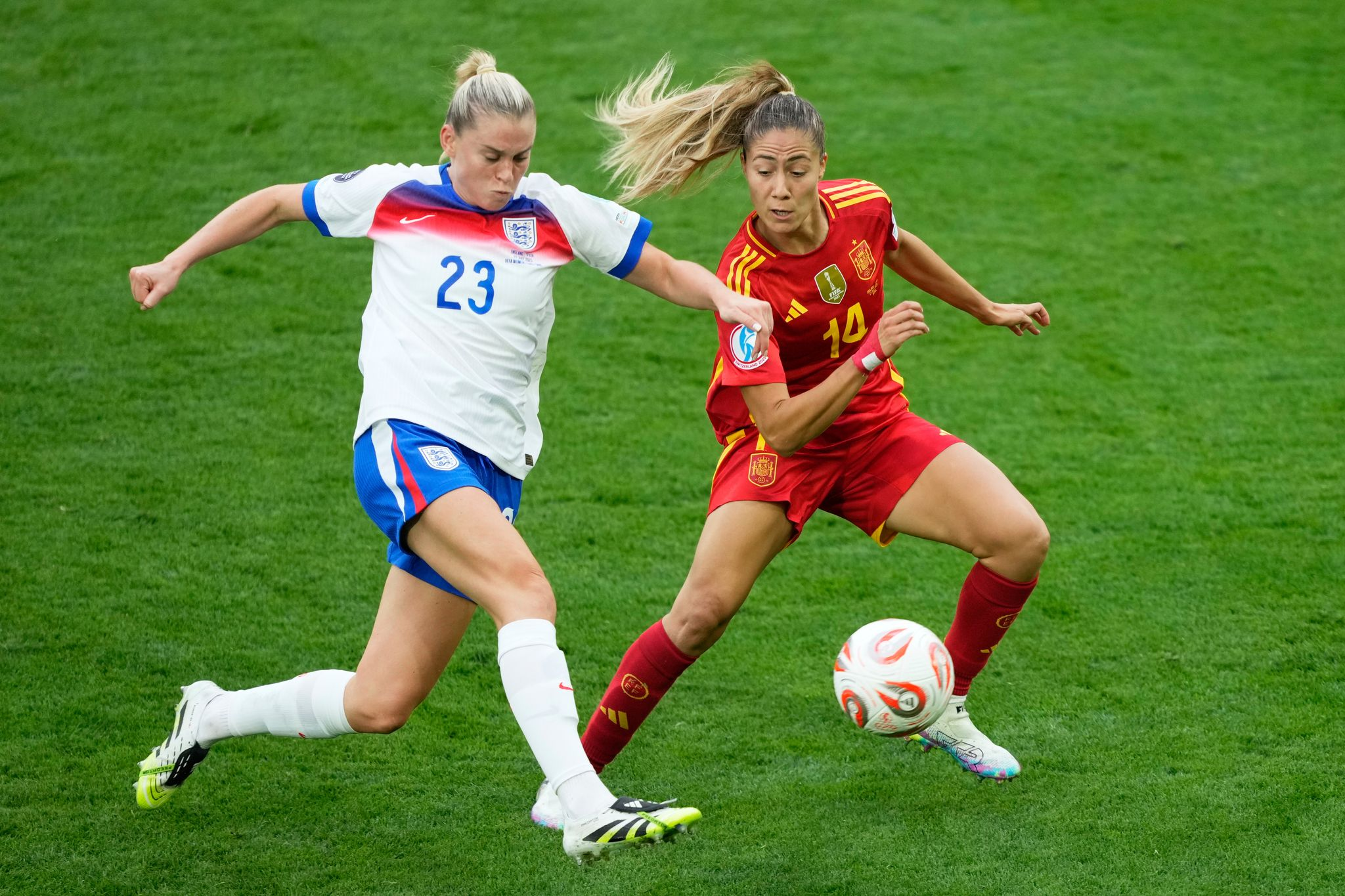 England verteidigt EM-Titel im Elfmeterschießen