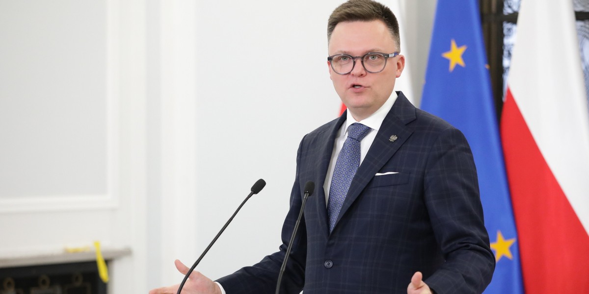 Marszałek Sejmu Szymon Hołownia podczas konferencji prasowej, 5 grudnia 2023 r. 