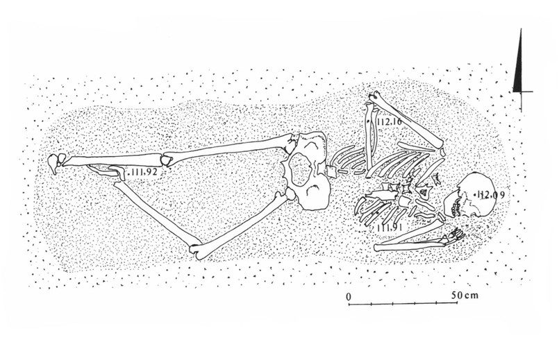 Pochówek kobiety-gigantki z Ostrowa Lednickiego