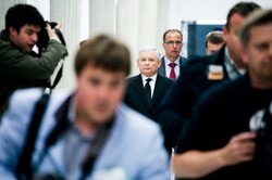 "Dziennikarz non grata" w Sejmie? Poseł PiS broni absurdalnego pomysłu