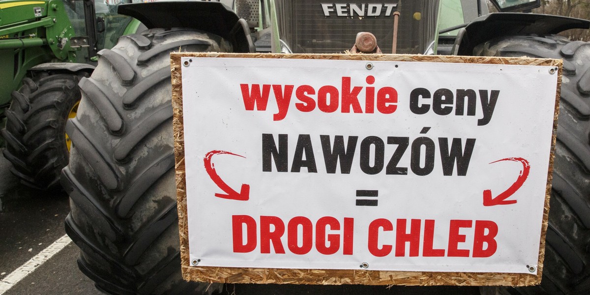 Inflacja w Polsce jest już wysoka, a agresja Rosji dodatkowo podbije ceny