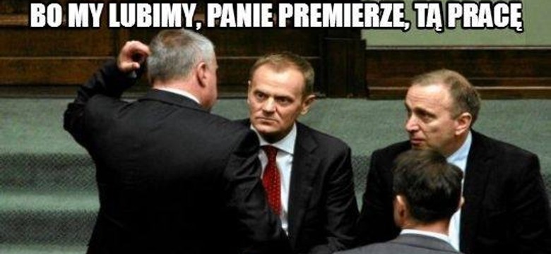 Politycy skarżą się Tuskowi, a Kwaśniewska ubiera się na bazarze [MEMY]
