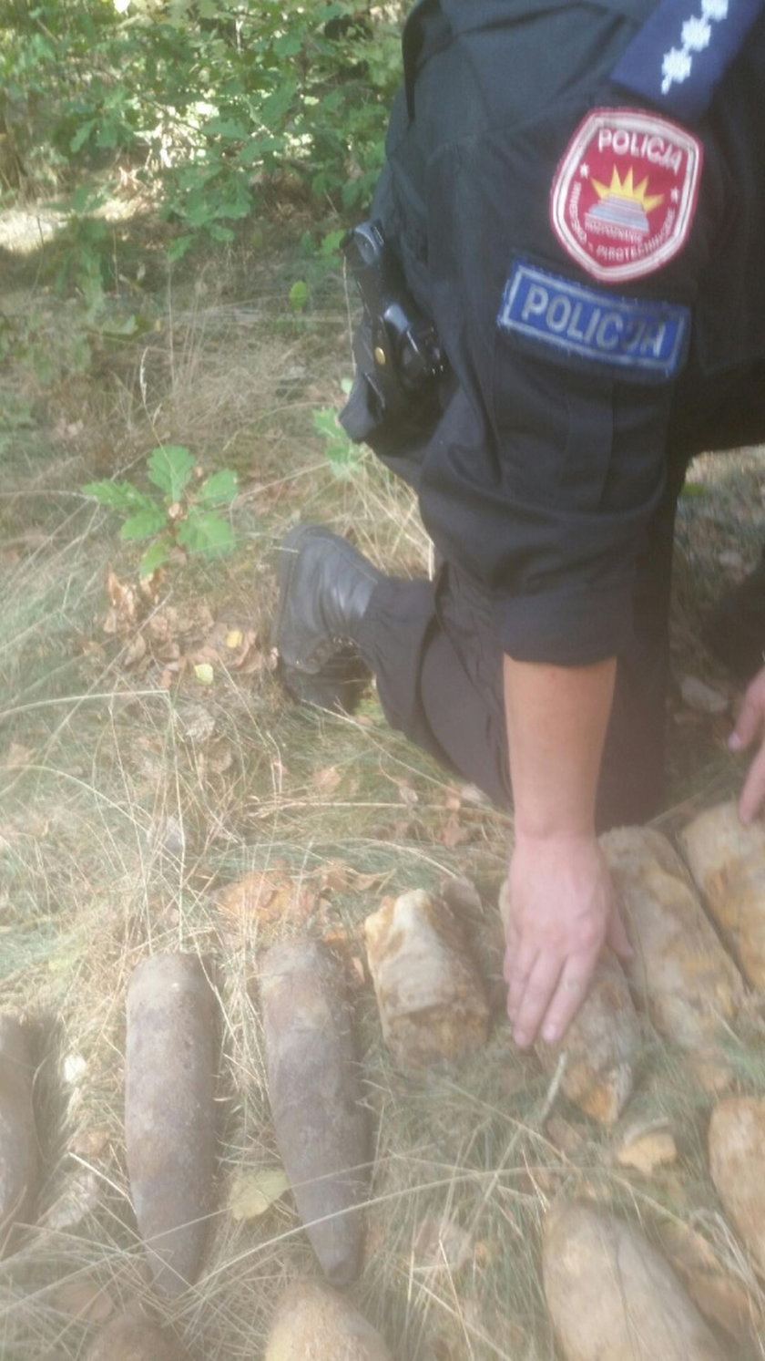Policjanci szukali min i niewybuchów