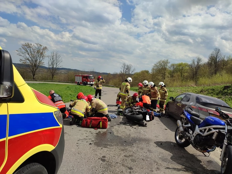 Zderzenie dwóch motocyklistów w Izdebkach