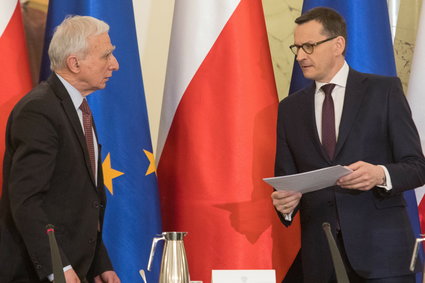 Paliwa w Polsce nie zabraknie, ale cena to inna kwestia. Minister Piotr Naimski mówi wprost