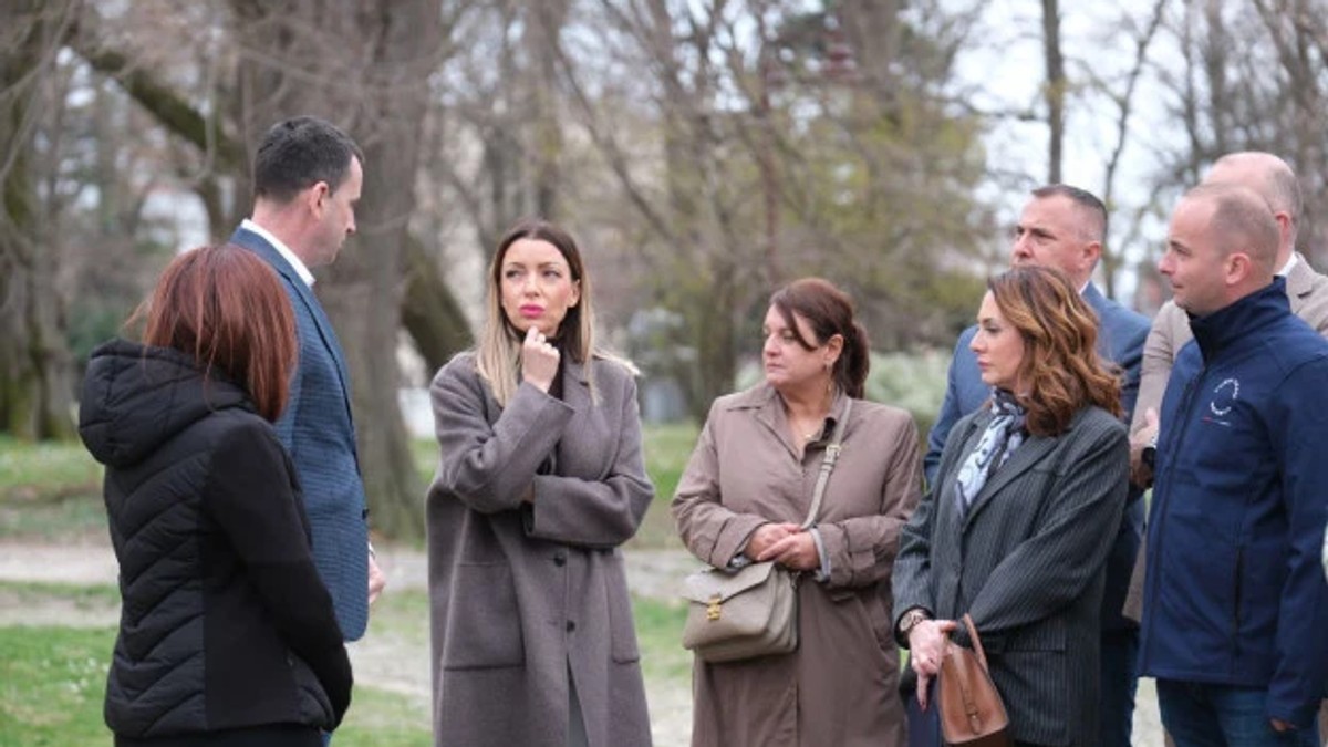 Ministarka obišla Staro zdanje u Aranđelovcu