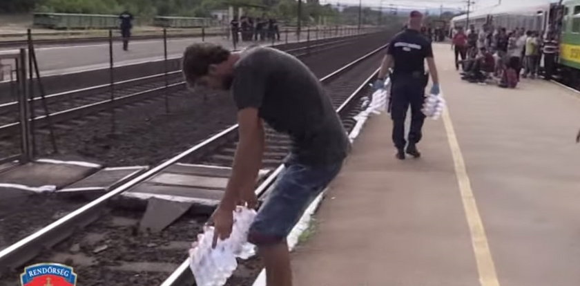 Uchodźcy gardzą jedzeniem od węgierskiej policji. Wyrzucają je!