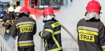 Strażak ranny podczas pożaru. Śmigłowiec LPR w akcji!