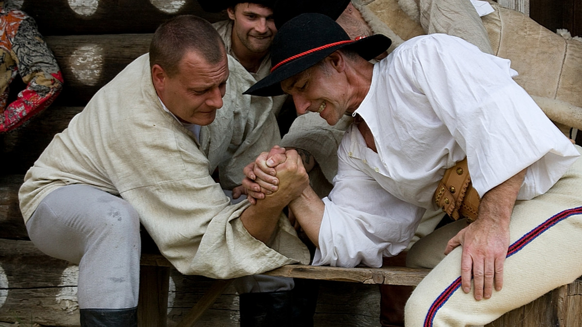 Pierwszy film o losach Janosika - obraz z 1921 r. w reż. Jaroslava Jerrego Siakela - będzie można zobaczyć w środę w Synagodze pod Białym Bocianem we Wrocławiu. Projekcję wzbogaci muzyka grana na żywo przez folkową grupę - Kwartet Jorgi.