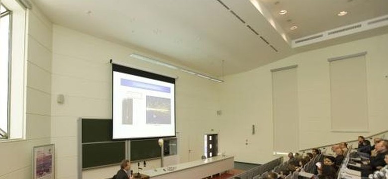 PiS protestuje przeciw "szklanym sufitom" dla studentów