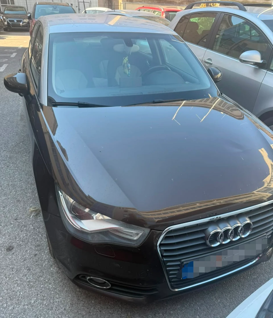 Policija Crne Gore oduzela automobil za koji se sumnja da je služio za uličnu prodaju droge.