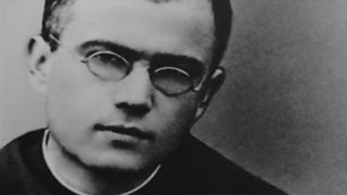 Św. Maksymilian Kolbe będzie patronował Ziemi Oświęcimskiej. Dekret zostanie ogłoszony 14 sierpnia podczas uroczystości upamiętniającej 77. rocznicę śmierci męczennika – poinformował o. Piotr Cuber, gwardian franciszkańskiego klasztoru w Harmężach.