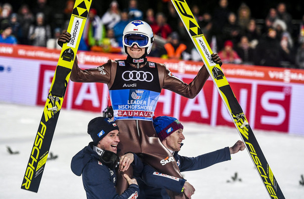 Kamil Stoch w wielkim stylu wygrał TCS i został liderem Pucharu Świata