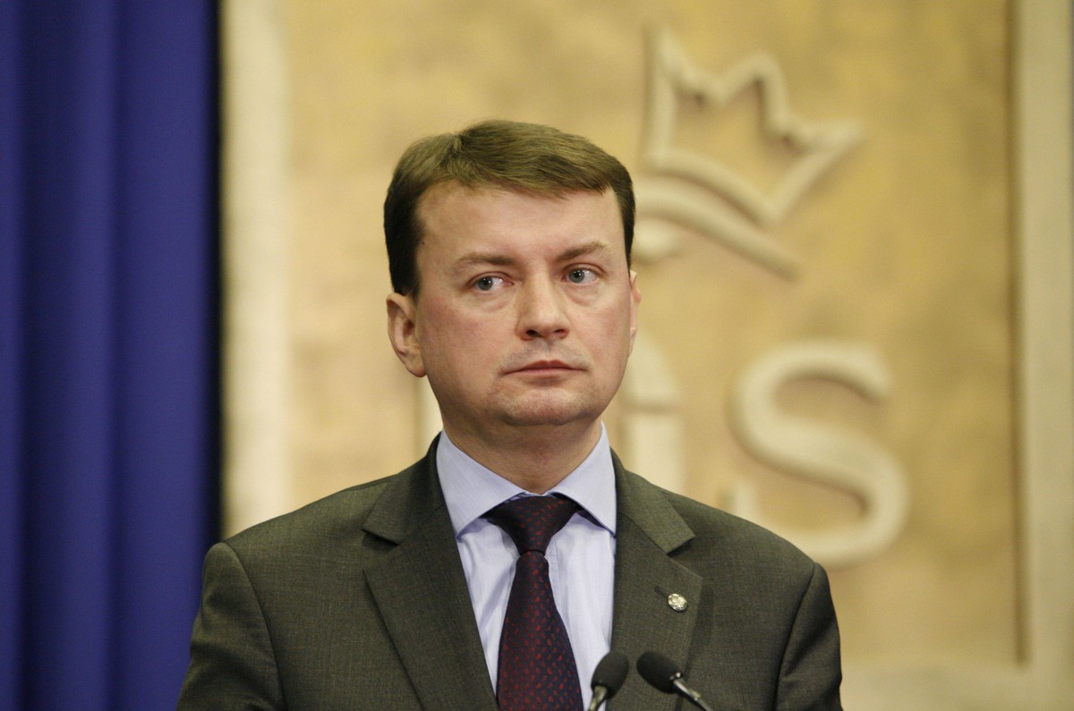 "Widzę, że tu mamy do czynienia z tworzeniem nowej partii politycznej, po prostu" - powiedział Błaszczak w środę w programie "Tak jest" w TVN24, tuż po briefingu Ziobry.