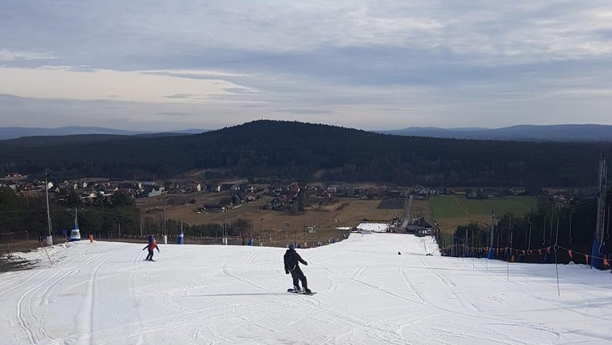 Niestachów. Ośrodek narciarski wystawiony na sprzedaż