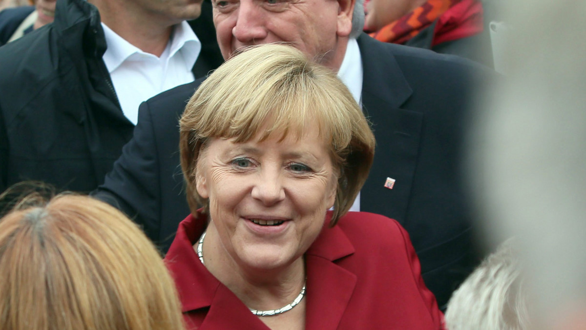 53 proc. Francuzów jest przekonanych, że utrzymanie przez Angelę Merkel urzędu kanclerza po niedzielnych wyborach do Bundestagu będzie korzystne dla interesów Francji - głoszą opublikowane dziś wyniki sondażu dziennika "Le Figaro" i telewizji LCI.