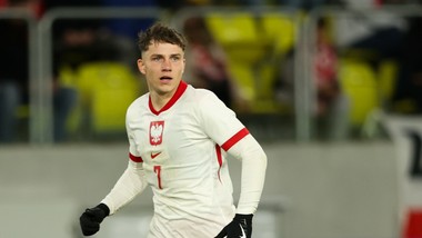 oskar pietuszewski czeka na pierwszy mecz w barwach fc porto. media podały datę debiutu