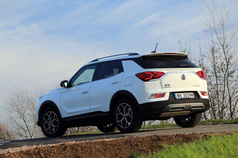 Ssangyong korando 1