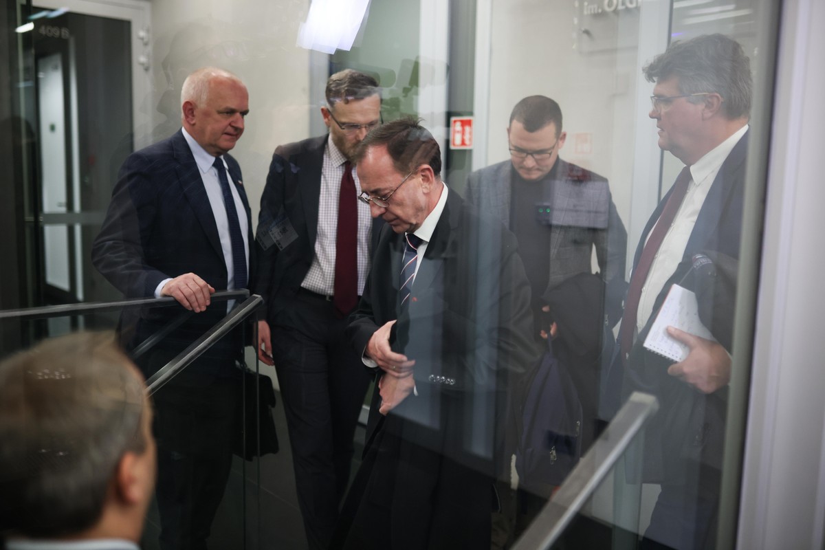 Kamiński i Wąsik zostali odprowadzeni do więzienia