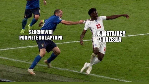 Memy po faulu Giorgio Chielliniego w finale Euro 2020