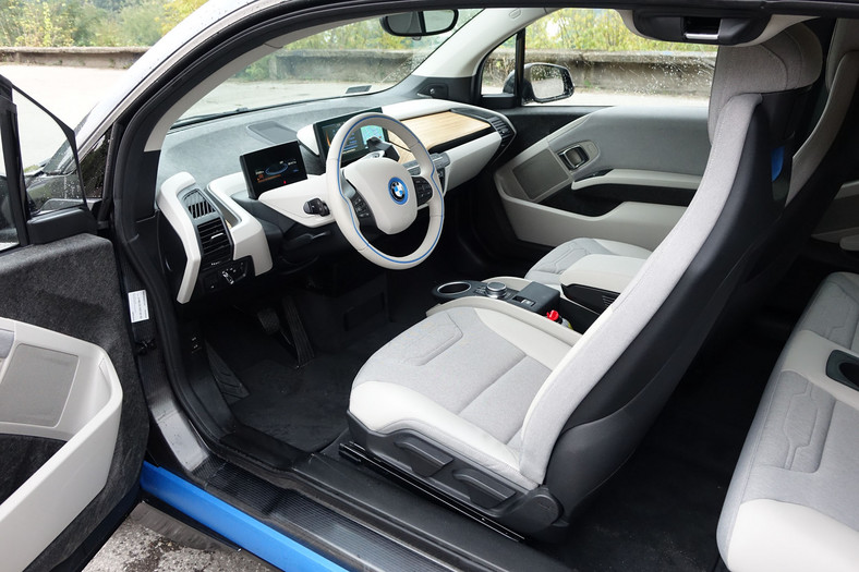 BMW i3 – elektryczne auto idealne do miasta