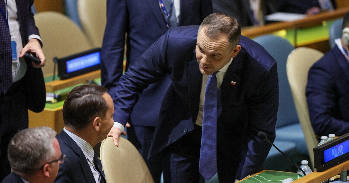 Nawrocki już spotkał się z Sikorskim. "Nie informowaliśmy. Zapadły ustalenia"