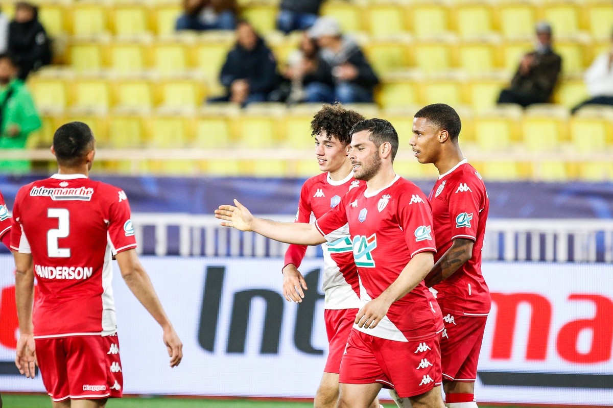 Radość piłkarzy AS Monaco po golu Kevina Vollanda przeciwko Amiens w 1/4 finału Pucharu Francji
