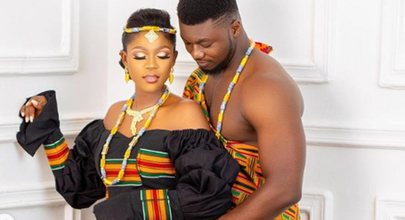 Kente bride and groom 