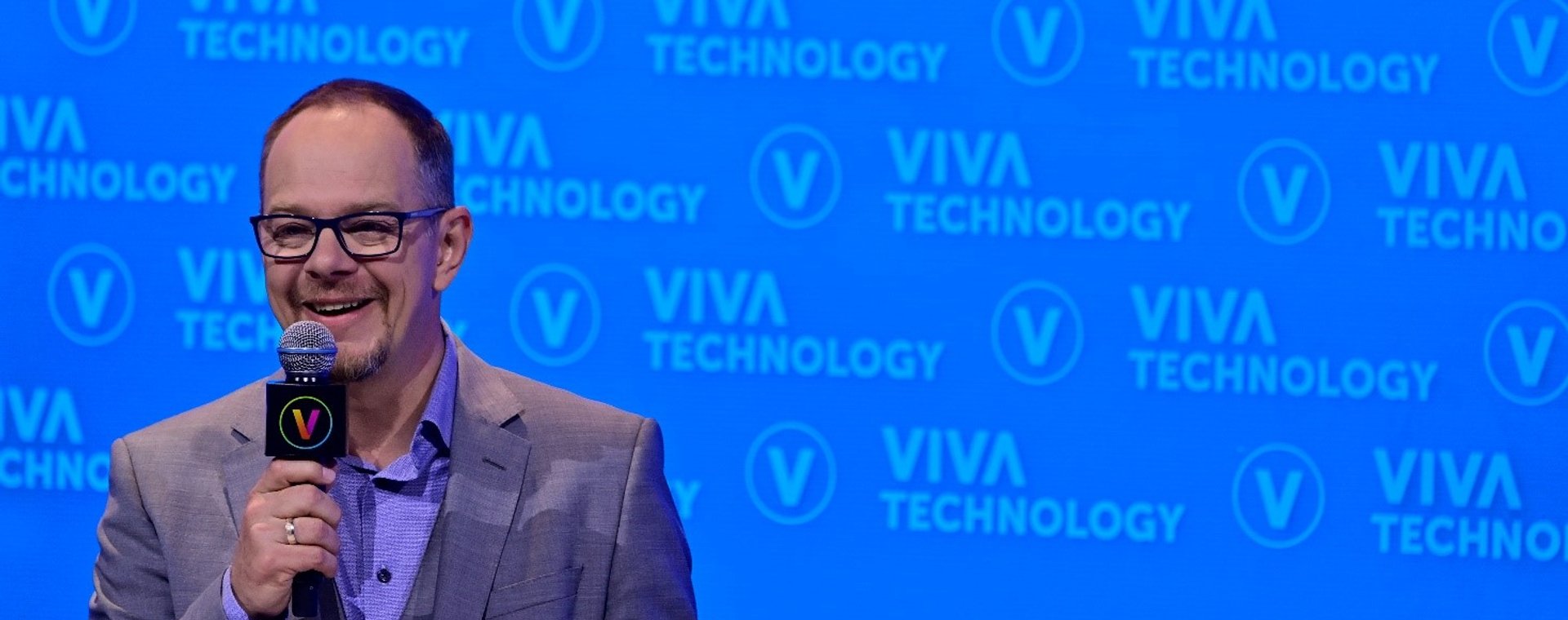 Lauri Haav, Managing Director estońskiego programu e-Residency, podczas VivaTech, największej konferencji technologicznej w Europie, organizowanej przez Publicis Groupe | Fot. Materiał Partnera