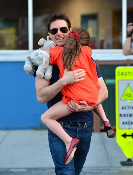 Tom Cruise z Suri w 2012 r. Fot. James Devaney/WireImage