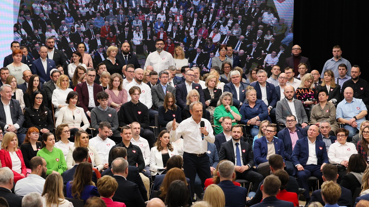 Jak traktujemy osoby o odmiennych poglądach. Naukowcy zbadali poziom "odczłowieczania"