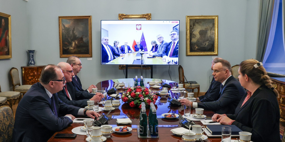 Prezydent Andrzej Duda rozmawiał z prokuratorem Dariuszem Barskim i jego współpracownikami/