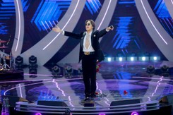 Dawid Kwiatkowski zrobił niespodziankę fance. Pojawił się na jej ślubie