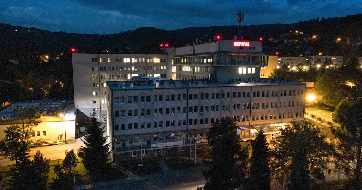 "Chwyciła ją za włosy i uderzała głową o podłogę". Dantejskie sceny w szpitalu