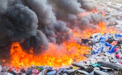 Jak trują nas pożary wysypisk śmieci? 'Świat nauki jest przerażony tym, co się dzieje'