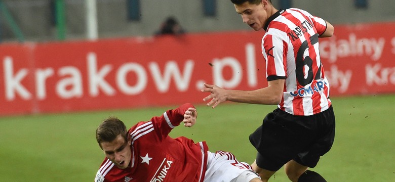 Ekstraklasa: Cracovia rządzi pod Wawelem. "Pasy" wygrały derby z Wisłą