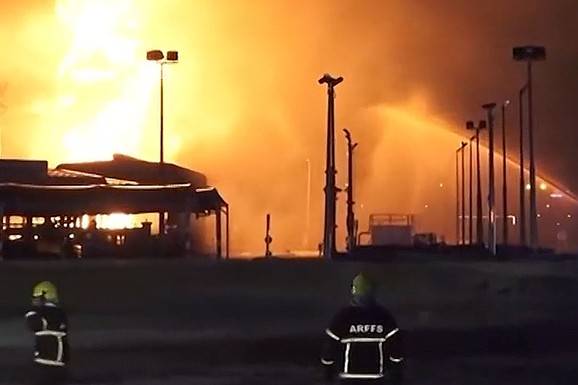 POTPUNI MRAK U IRANU! Pala ključna mreža u ovoj zemlji, svet u strahu od ŠIRENJA RATA