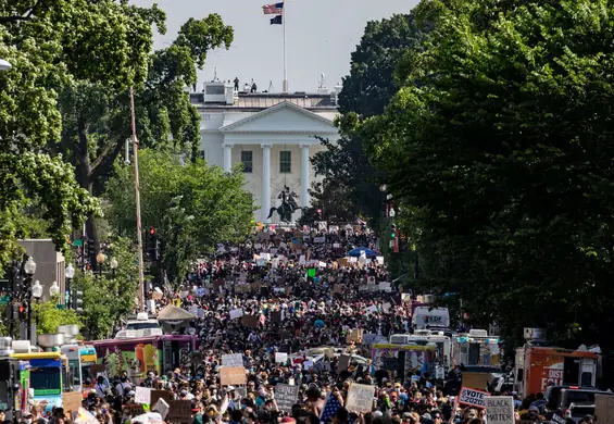 Wg badań protesty w USA nie wpłynęły na wzrost liczby zakażeń koronawirusem