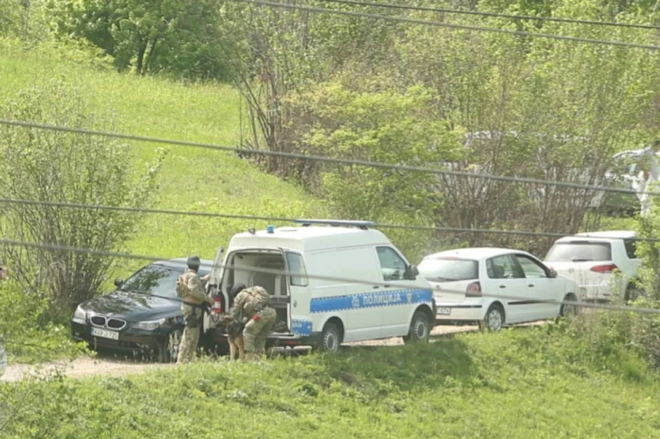 Na terenu i psi tragači