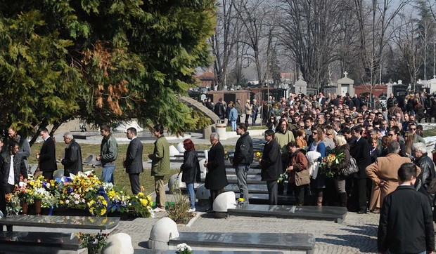 124641_groblje-djindjic-041-foto-a-isakovic