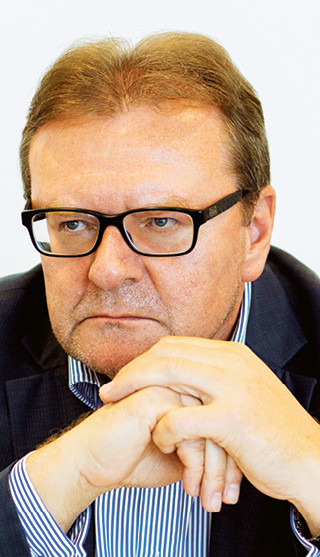 Marek Celej, sędzia Sądu Okręgowego w Warszawie, członek Krajowej Rady Sądownictwa w latach 1998–2006 jako osoba powołana przez prezydenta