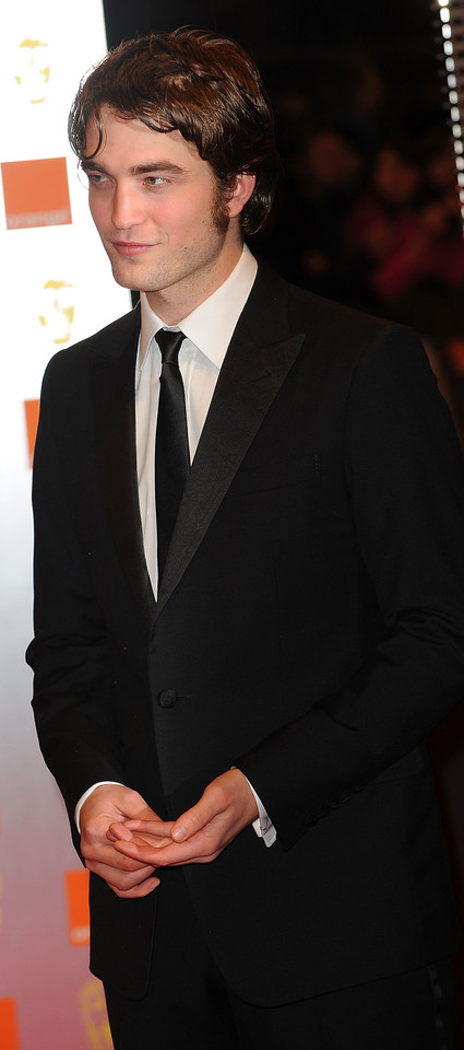 Robert Pattinson na gali BAFTA