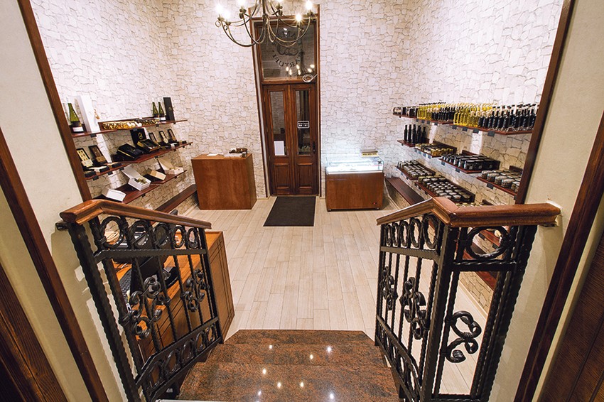 Širok asortiman robe