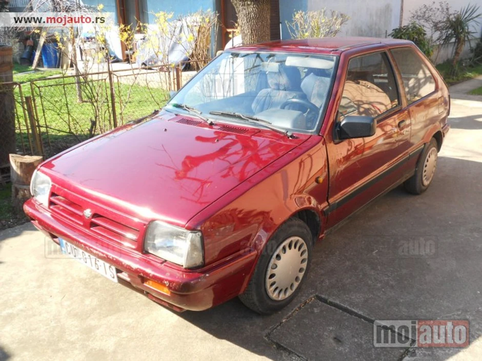 Nisan mikra za 400 evra