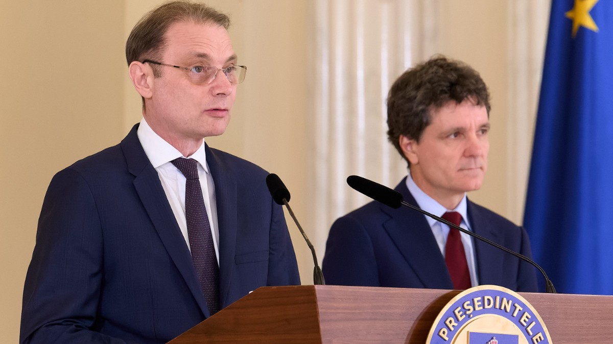 Euro atinge un nou record după desemnarea lui Luca Niculescu pentru funcția de premier. Cursul BNR a sărit de 5,35 lei
