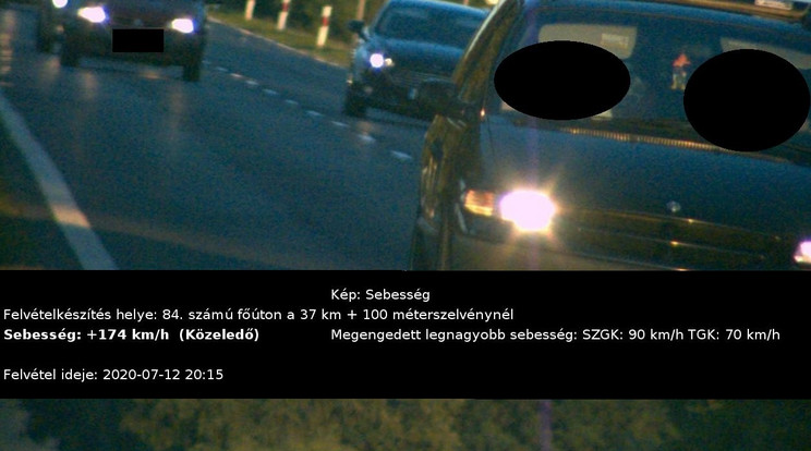 Gyorshajtókkal szemben intézkedtek a Vas megyeir rendőrök./ Fotó: Police.hu
