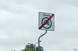 Od 1 stycznia zakaz wjazdu do Krakowa. Stare samochody na cenzurowanym